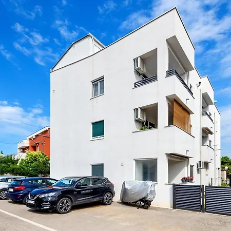 Modern In Peaceful Area -